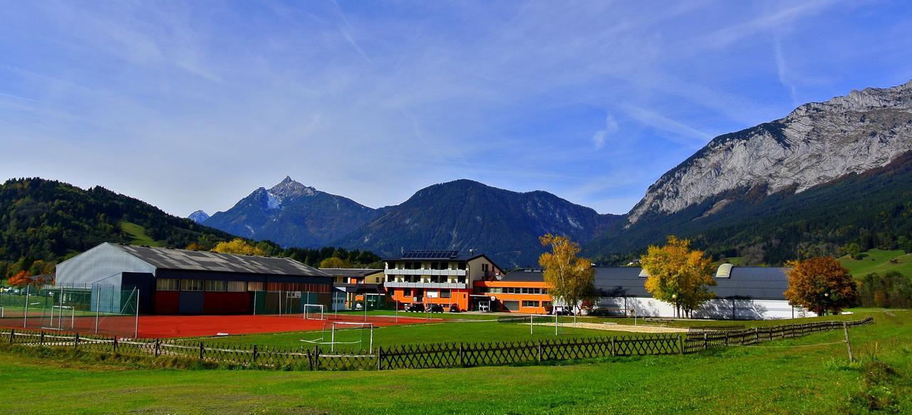 Sportsarea Grimming Bed and Breakfast Niederöblarn Esterno foto